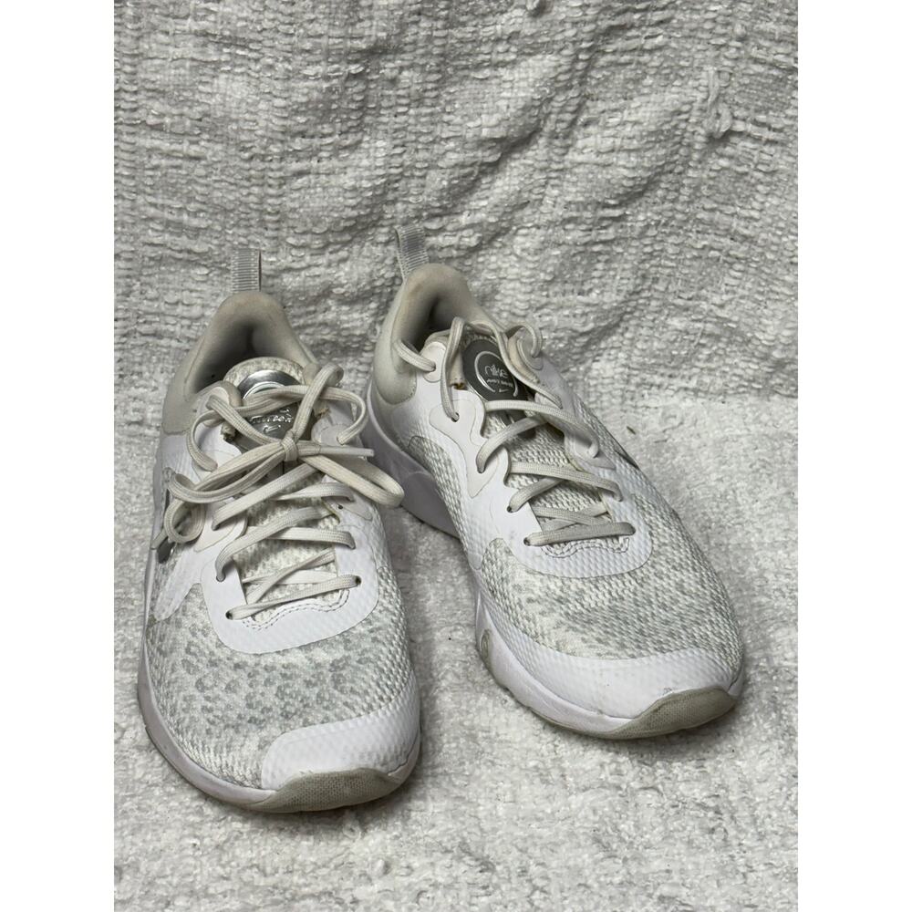 Nike Women's White Renew Athletic Shoes Size 6.5 #59130